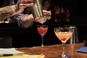 Galt House Hotel Trademark Collection by Wyndham