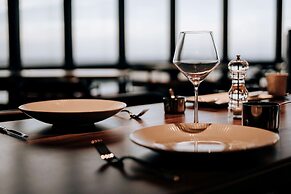 Galt House Hotel Trademark Collection by Wyndham