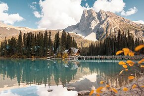 Emerald Lake Lodge