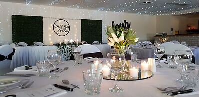 Quality Inn Carriage House