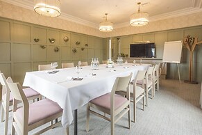 Palm Court Hotel