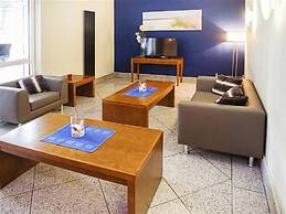 B99 Hotel