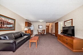 Stony Plain Inn and Suites