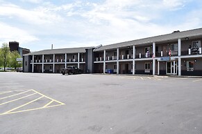 University Manor Inn