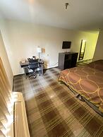 Super 8 by Wyndham Metropolis