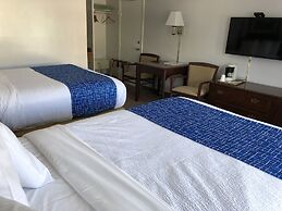 Travelodge by Wyndham Cape Cod Area