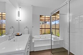 Comfort Inn & Suites Riverland