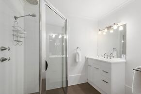 Comfort Inn & Suites Riverland