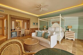 Cayo Levantado Resort - All Inclusive