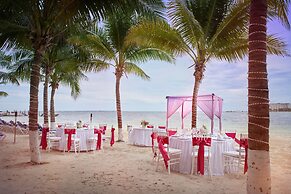 Occidental Costa Cancún All Inclusive