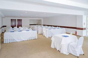 Coral Costa Caribe Beach Resort - All Inclusive