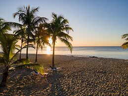 Coral Costa Caribe Beach Resort - All Inclusive