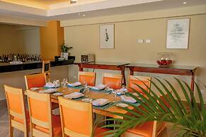 Coral Costa Caribe Beach Resort - All Inclusive