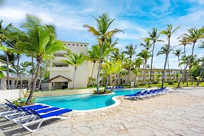 Coral Costa Caribe Beach Resort - All Inclusive