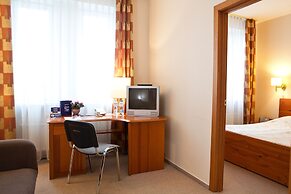 Kolonna Hotel Brigita