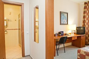 Kolonna Hotel Brigita
