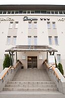Kolonna Hotel Brigita