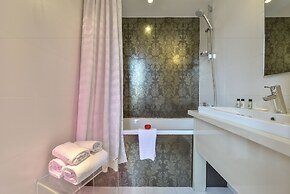 Hôtel Le Quartier Bercy Square