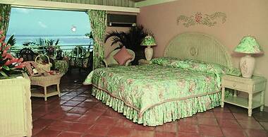 Coco Reef Resort and Spa