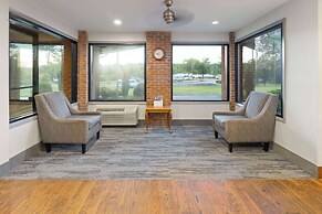 Baymont by Wyndham LaGrange