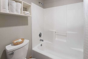 Baymont by Wyndham LaGrange