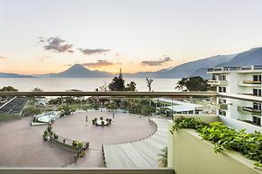 Porta Hotel del Lago