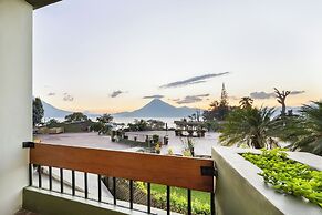 Porta Hotel del Lago