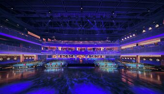 Virgin Hotels Las Vegas, Curio Collection by Hilton