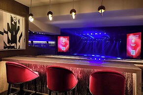 Virgin Hotels Las Vegas, Curio Collection by Hilton
