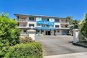 Cairns Reef Apartments & Motel