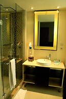 Novotel Manado Golf Resort & Convention Center