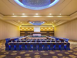 Novotel Manado Golf Resort & Convention Center