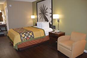 Super 8 by Wyndham Monticello