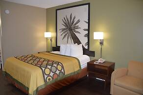 Super 8 by Wyndham Monticello