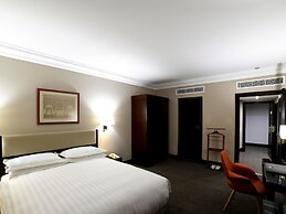 Portemilio Hotel And Resort