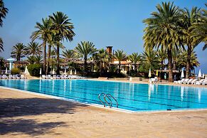 Portemilio Hotel And Resort