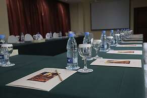 Portemilio Hotel And Resort