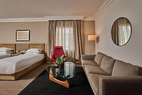 Portemilio Hotel And Resort