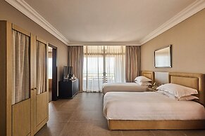 Portemilio Hotel And Resort