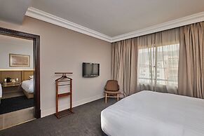 Portemilio Hotel And Resort