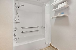 Hampton Inn Columbus/Delaware I-71 North