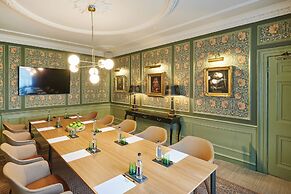 Milford Hall Salisbury