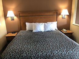 Days Inn by Wyndham Columbus