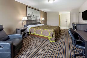 Super 8 by Wyndham Missouri Valley