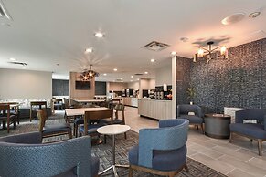 Fairfield Inn by Marriott Arrowood
