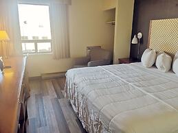 Travelodge by Wyndham Edmonton West