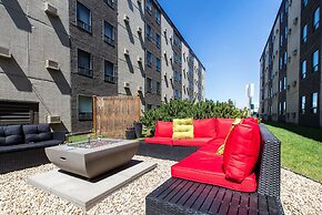 Travelodge by Wyndham Edmonton West