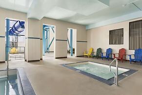 Travelodge by Wyndham Edmonton West