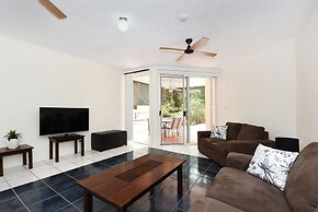 Golden Sands Beachfront Apartment Resort