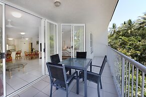 Golden Sands Beachfront Apartment Resort